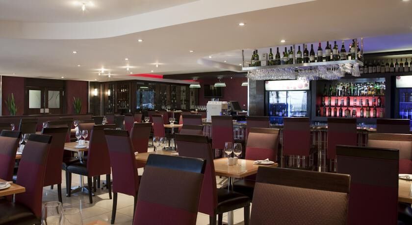Holiday Inn Express Sandton-Woodmead By Ihg Exterior foto